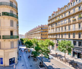 Bureau privé 22 m² 6 postes Location bureau Rue de la République Marseille 13001 - photo 1